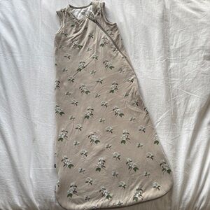Kyte Baby Khaki Magnolia Sleep Sack